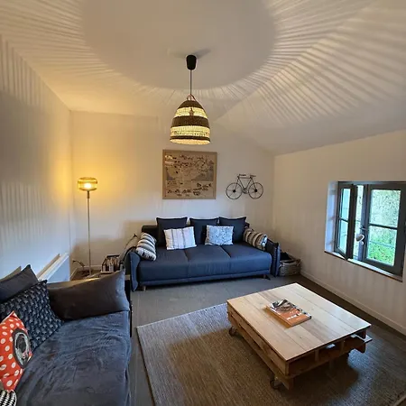 La Demoiselle De Сasa de vacaciones